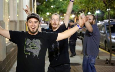 Men of Paris Rejoice. The Uritrottoir is Here